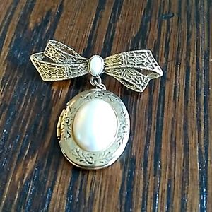 Mothers day gift, locket